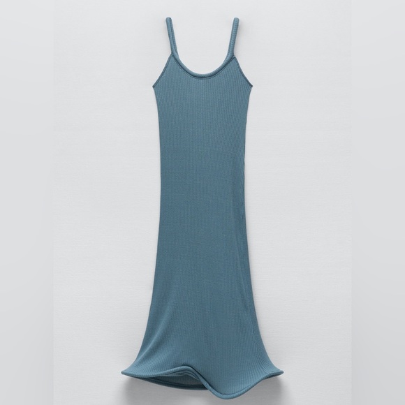 ZARA RIGID HEM DRESS - Picture 5 of 6